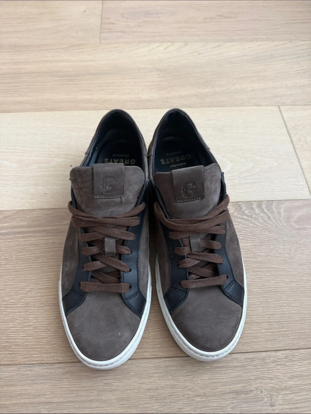 Greats nubuck low